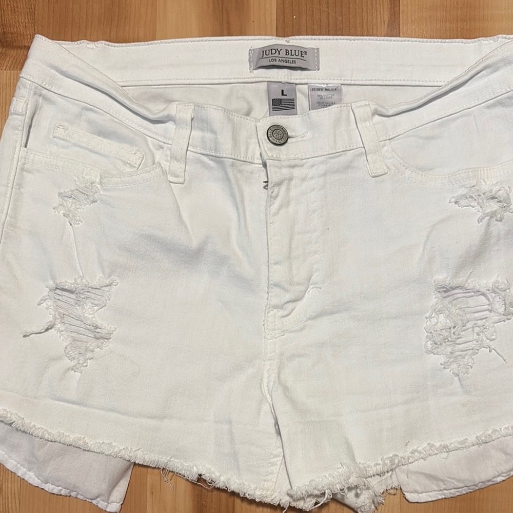 Judy Blue White Distressed Jean Shorts High-Waisted